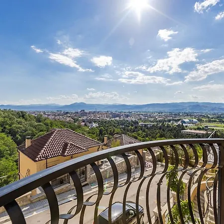 Bora No7 Belvedere By Pikhost